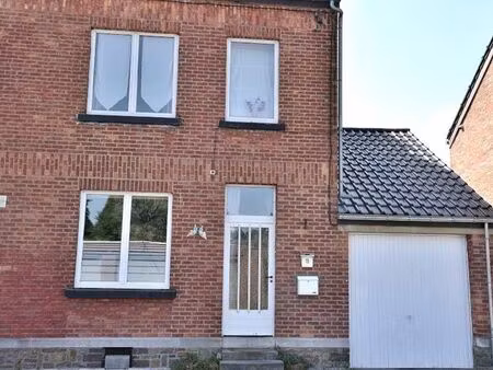 maison 2ch  jardin et garage à vendre à flawinne