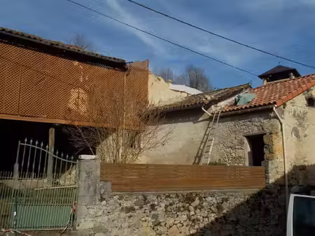 secteur aspet maison et grange a renover avec fort potentiel
