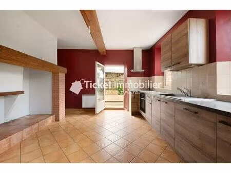 propriété 5 pièces 182 m²