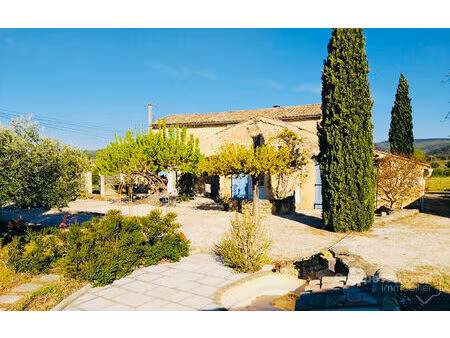 mas de 136m2 sur 1800m2 de terrain à 5 minutes de goudargues