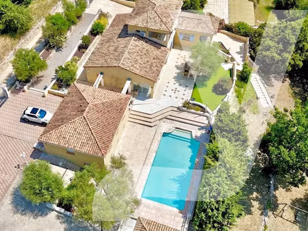 vente maison 5 pièces 131.67 m² à lorgues (83510)  650 000 €