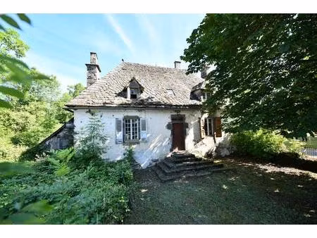 ensemble immobilier 8 pièces - 185 m2 habitable