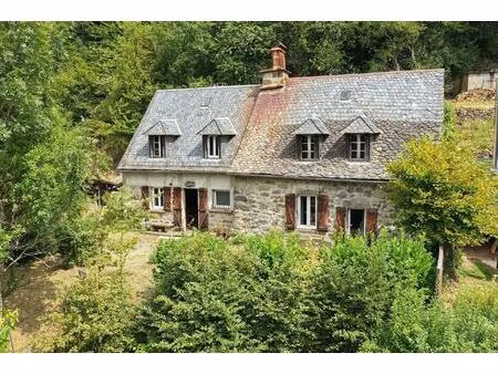 ensemble de deux maisons - 137m2 - 5 pièces