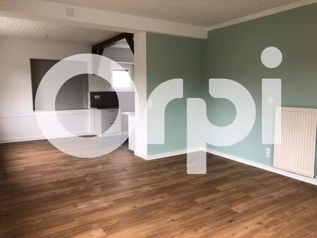 anould immeuble de 3 logements + terrain constructible