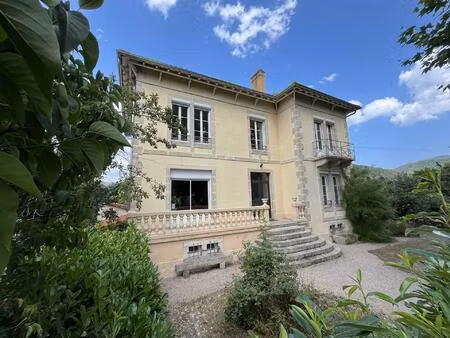 maison bourgeoise entièrement rénovée