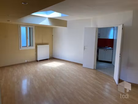 vente appartement 2 pièces 68.96 m² à montelimar (26200)  78 500 €