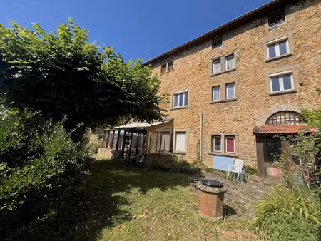 vente maison 7 pièces 200 m² poleymieux-au-mont-d’or (69250)