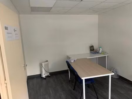 location bureau 5 pièces 150 m² à perpignan (66000)