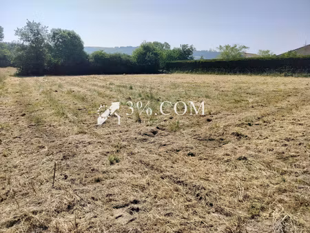 terrain constructible de 750m2