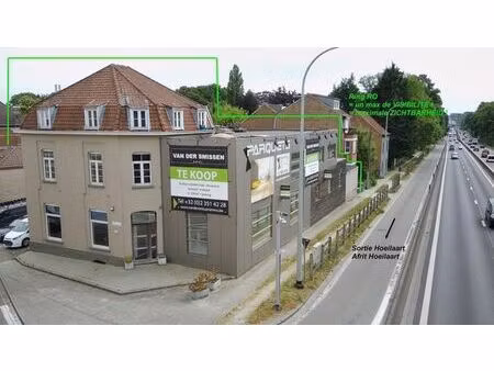 un max de visibilite pour surf.comm.  showroom  bureaux !