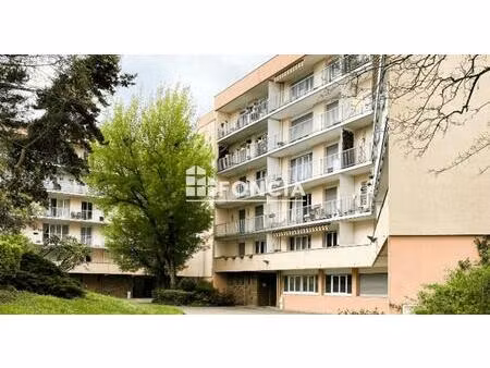 investisseurs – 8 8 % de rentabilité avec gli foncia ! t2 53 m² + parking + cave – évry-co