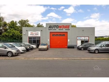 commercieel te koop in aartselaar met 3 slaapkamers