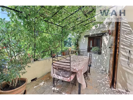 vente maison de village 4 pieces avec jardin de 850 m2 34190