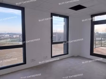 à louer - bureaux - 160 m² - concarneau