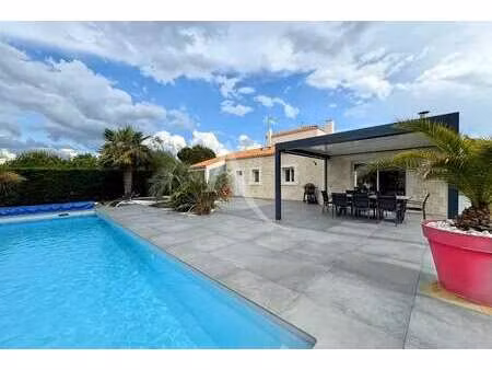 vente maison à sainte-radégonde-des-noyers (85450) : à vendre / 162m² sainte-radégonde-des