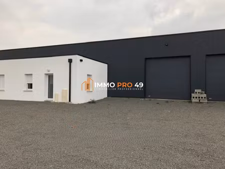 location locaux professionnels 0 pièces 220 m² à la séguinière (49280)  990 €