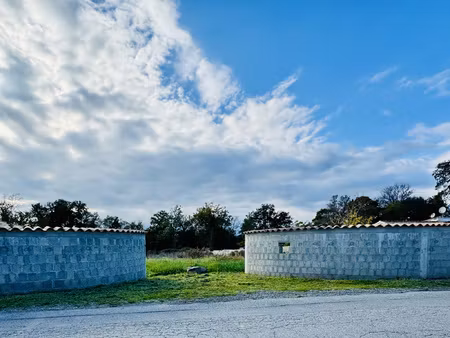 terrain constructible ghisonaccia 1596 m2 - 295 000 eur