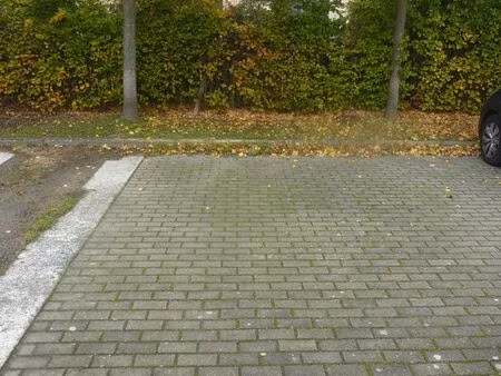 place de parking haute borne