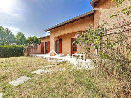 villa avec potentiel – vue + sous-sol total à lavaur