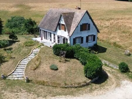 maison 167m² hab 4ch  salle de jeux  bureau  s/sol 85m² / 1695m²