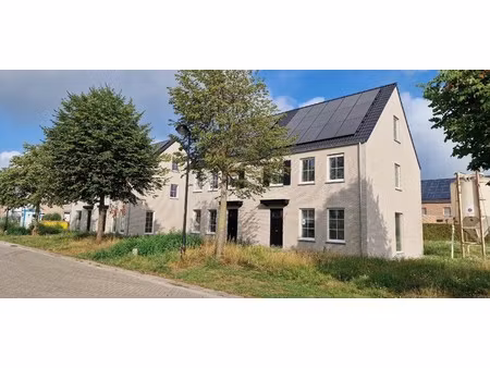 5 energiezuinige woningen (epeil 10) op gunstige locatie