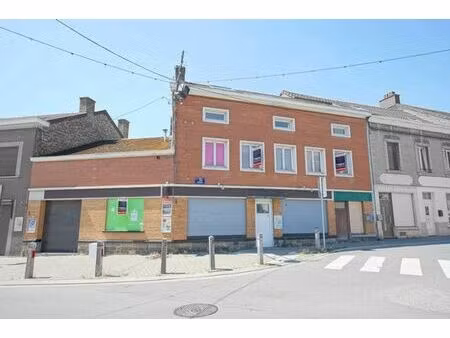 maison de commerce - possibilité de 3 appartements !