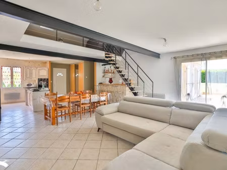 vente maison 5 pièces 153 m² à bellevigne (16120)  244 000 €