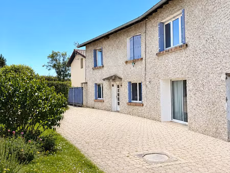 chamagnieu proche lyon maison 180 m2 séjour-cuisine 80 m2  5