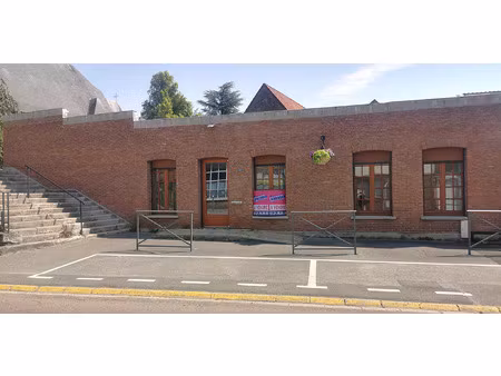vente commerce 143 m² avesnes-le-comte (62810)