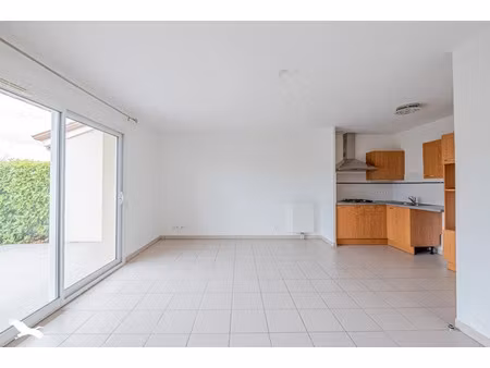 vente appartement 2 pièces 48 m² à saint-loubès (33450)  170 000 €