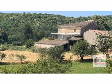 propriété de caractère à fort potentiel