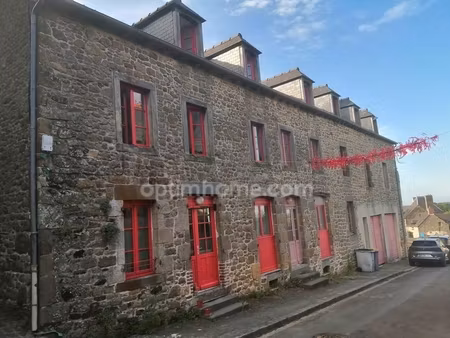 ensemble d'immeubles et maisons en pierre à vendre (35) investisseurs