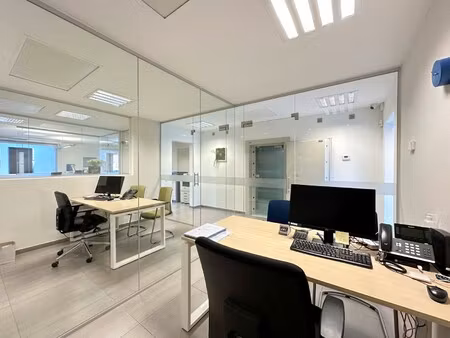 commercieel te huur in sint-job-in-'t-goor