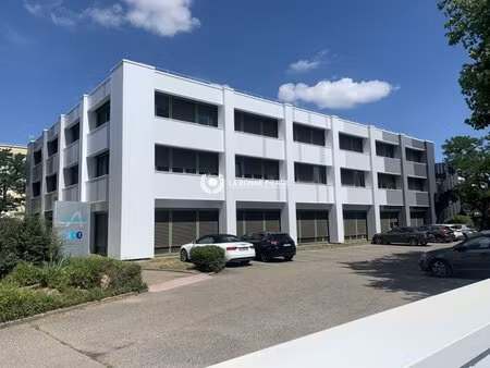 plateau de bureaux loué – investissement locatif à haut rendement à lyon-bron