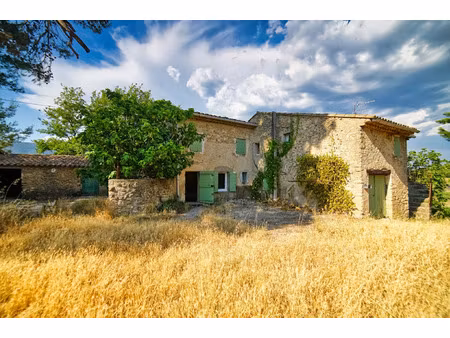 vente maison 8 pièces 140 m² cucuron (84160)