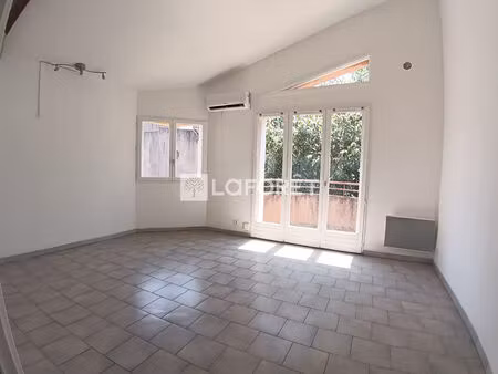 location appartement 1 pièce 27 m² à le pontet (84130)