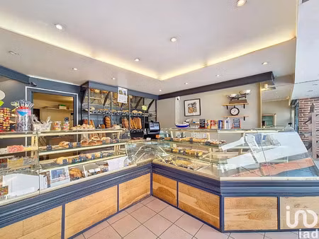 vente bureaux et commerces à riantec (56670) : à vendre / 150m² riantec