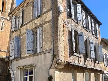 immeuble place de la cathedrale