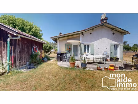 charmante maison plain-pied avec jardin  grand cabanon et carpor