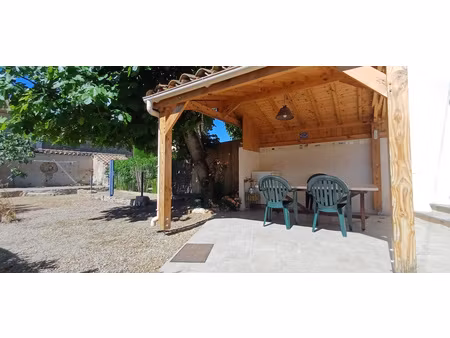 maison de village avec jardin et remise de 65m2