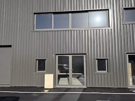 location locaux professionnels 90 m² à bénesse-maremne (40230)  950 €