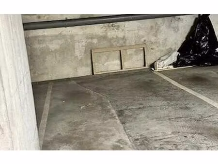 location stationnement  m² t- à villebon-sur-yvette  50 €