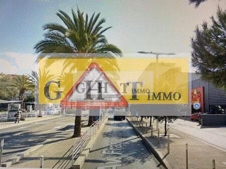 investissement murs de boutiques 158 m² a vendre cannes la bocca