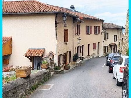 à vendre châtelus maison coeur de bourg de 413m²