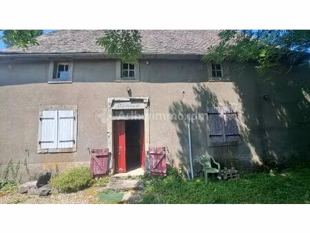 vente maison 5 pièces 143 m2 à singles