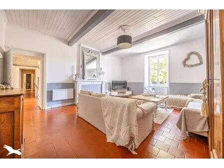 vente maison 6 pièces 166 m² genouillé (17430)