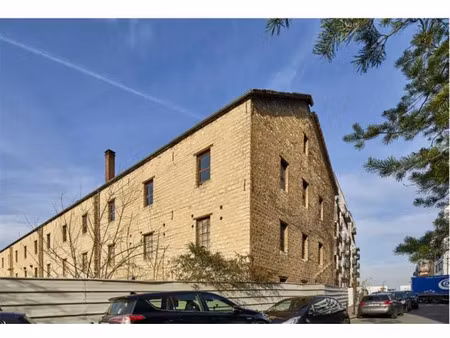 a vendre  la halle dumeste