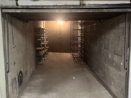 parking à louer - 13 m2 - paris - 75012 - ile-de-france