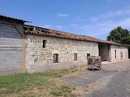maison pierre a restaurer avec vue