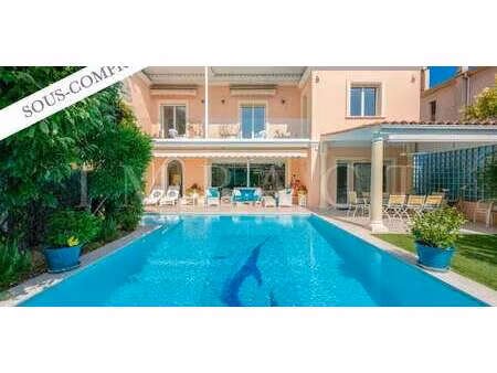 maison avec piscine et terrasse cannes (06)